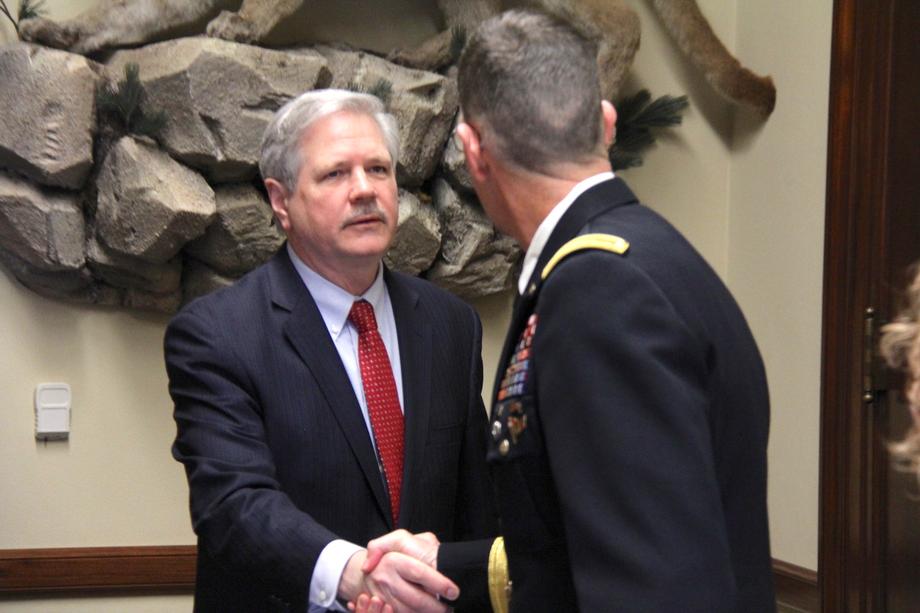 April 2019 - Senator Hoeven meets with Gen. Peter Helmlinger of the U.S. Army Corps of Engineers to discuss building permanent flood protection in the Red River Valley.